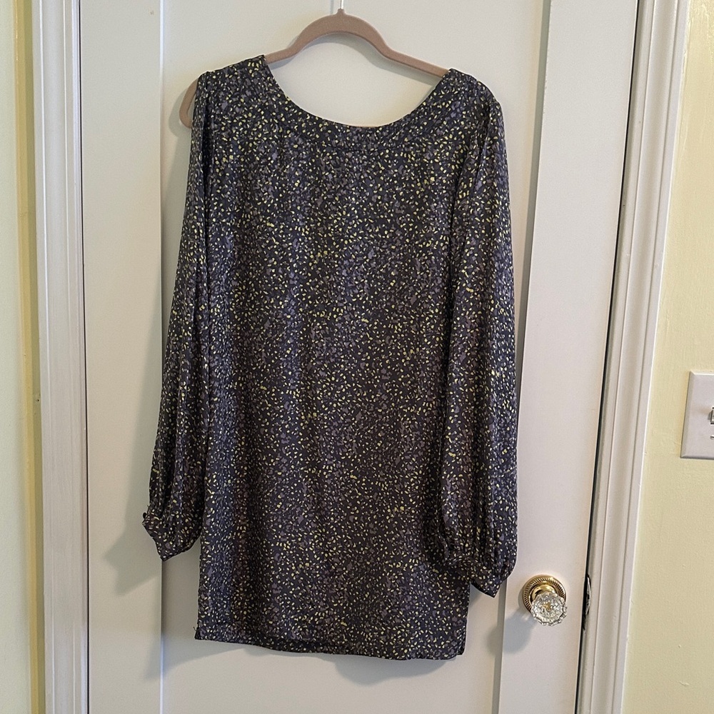 Elizabeth and James Grey and Yellow Long Sleeve Dress - Picture 1 of 6